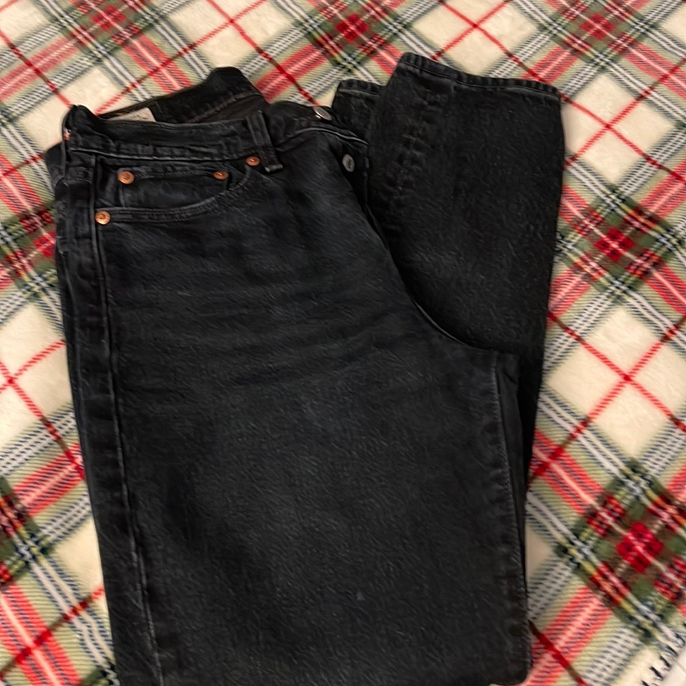COPY - Levi’s Wedgie Jeans High Rise Button Fly Womens Size 28 washed black